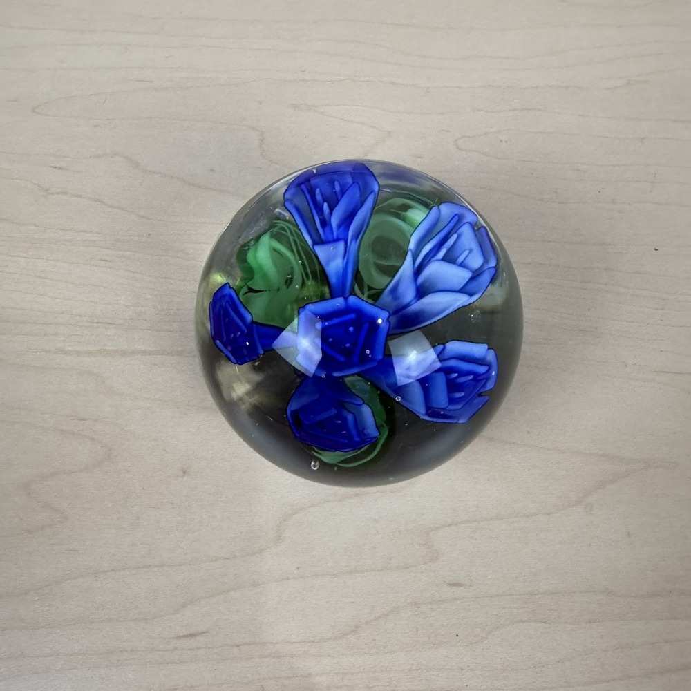 Art Glass Paperweight Flower Purple blue‎ Floral - Picture 4 of 9